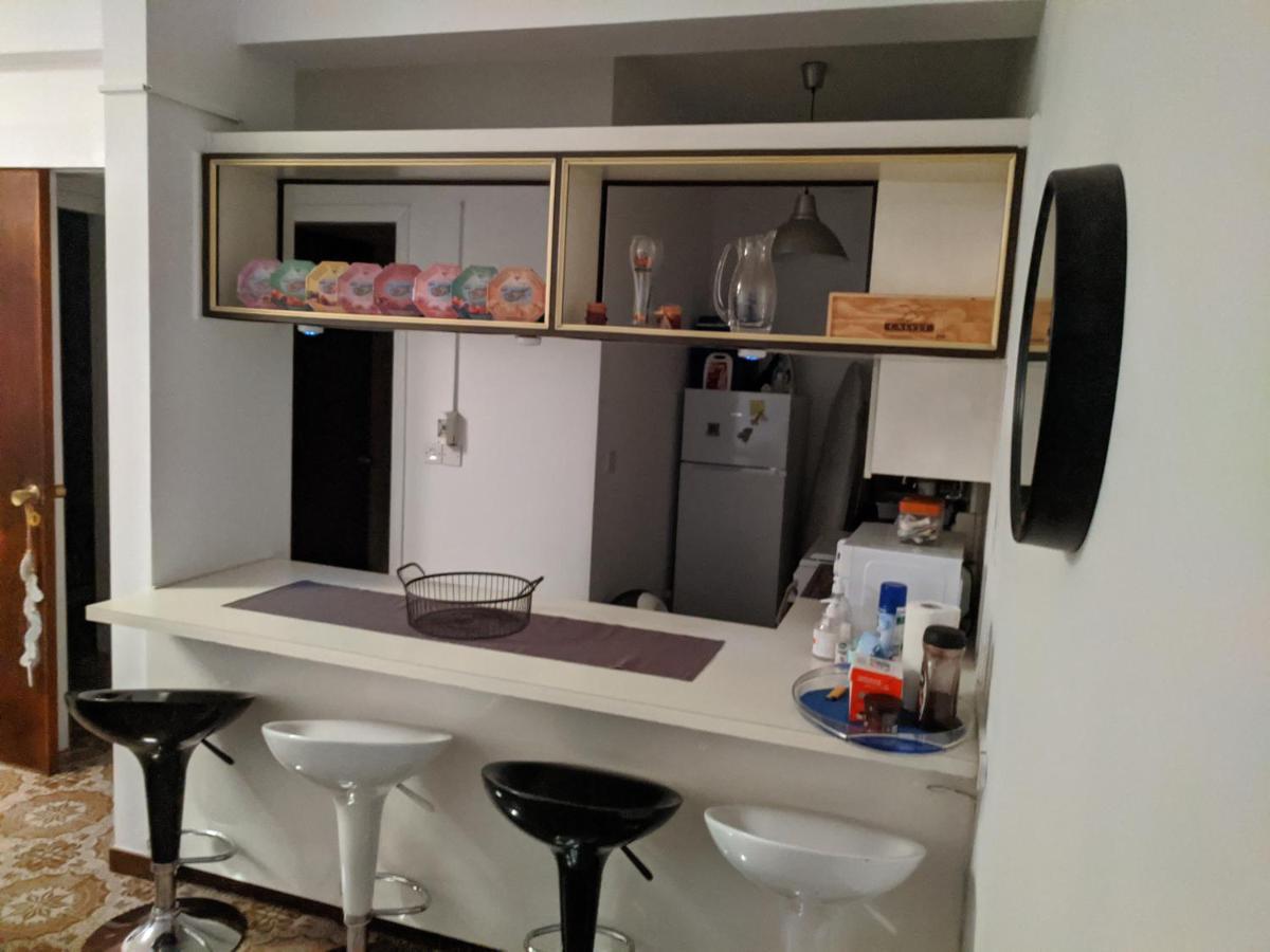 Fantastic 1 Bed Apartment By The Sea Opposite 4 Seasons 레메소스 외부 사진