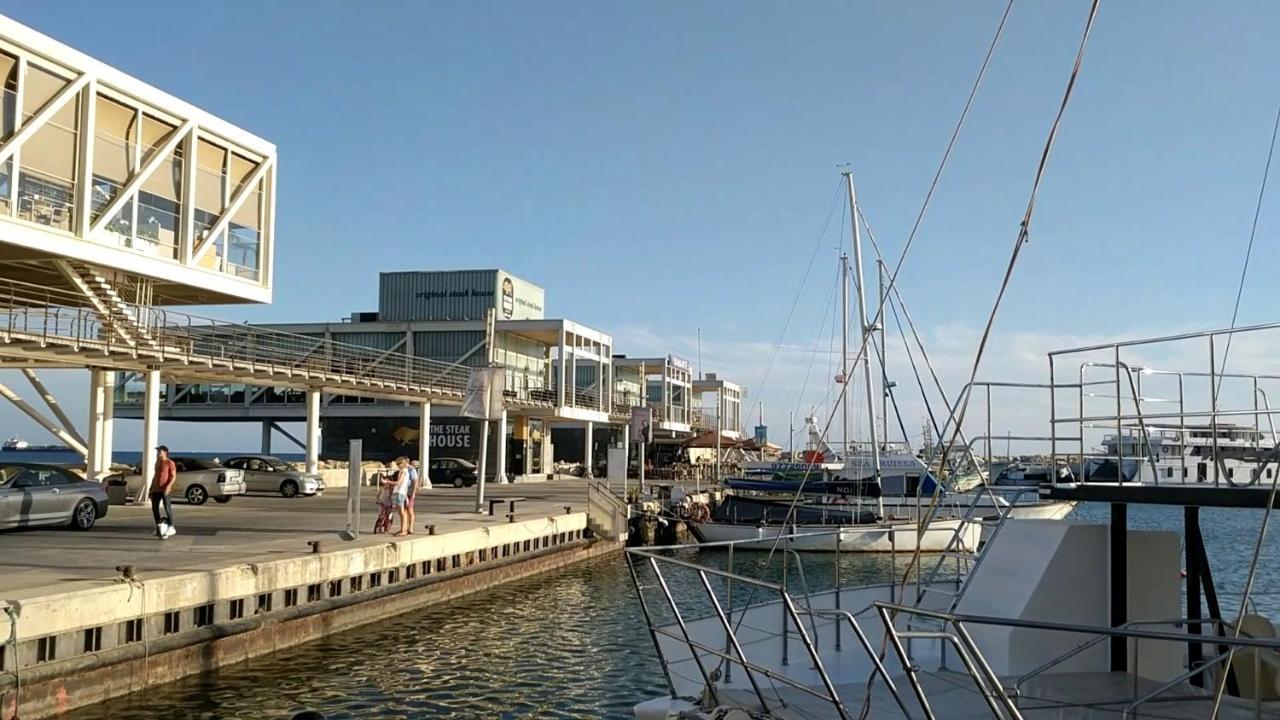 Fantastic 1 Bed Apartment By The Sea Opposite 4 Seasons 레메소스 외부 사진