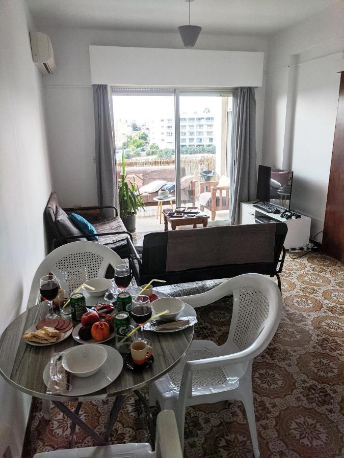 Fantastic 1 Bed Apartment By The Sea Opposite 4 Seasons 레메소스 외부 사진